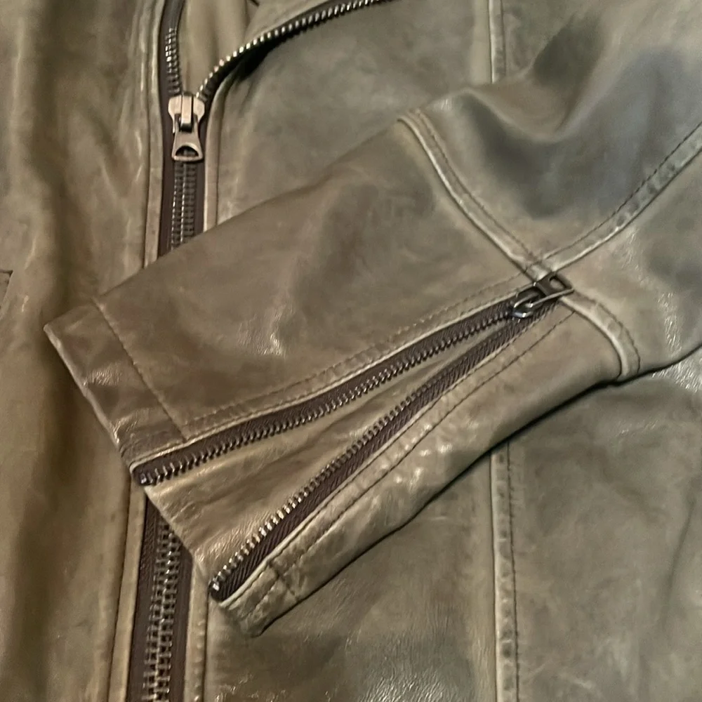 Levi's Dark Green Leather Jacket - Picture 4 of 10